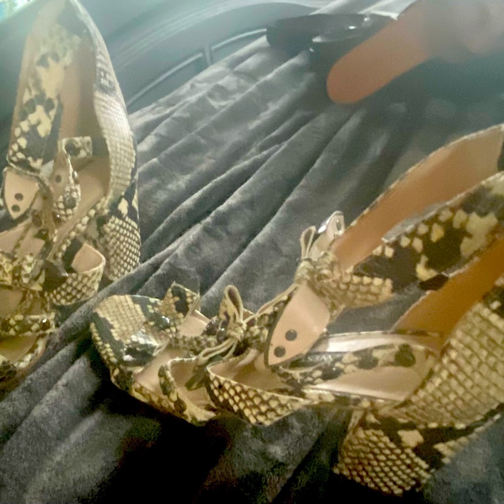 Nine West sandal